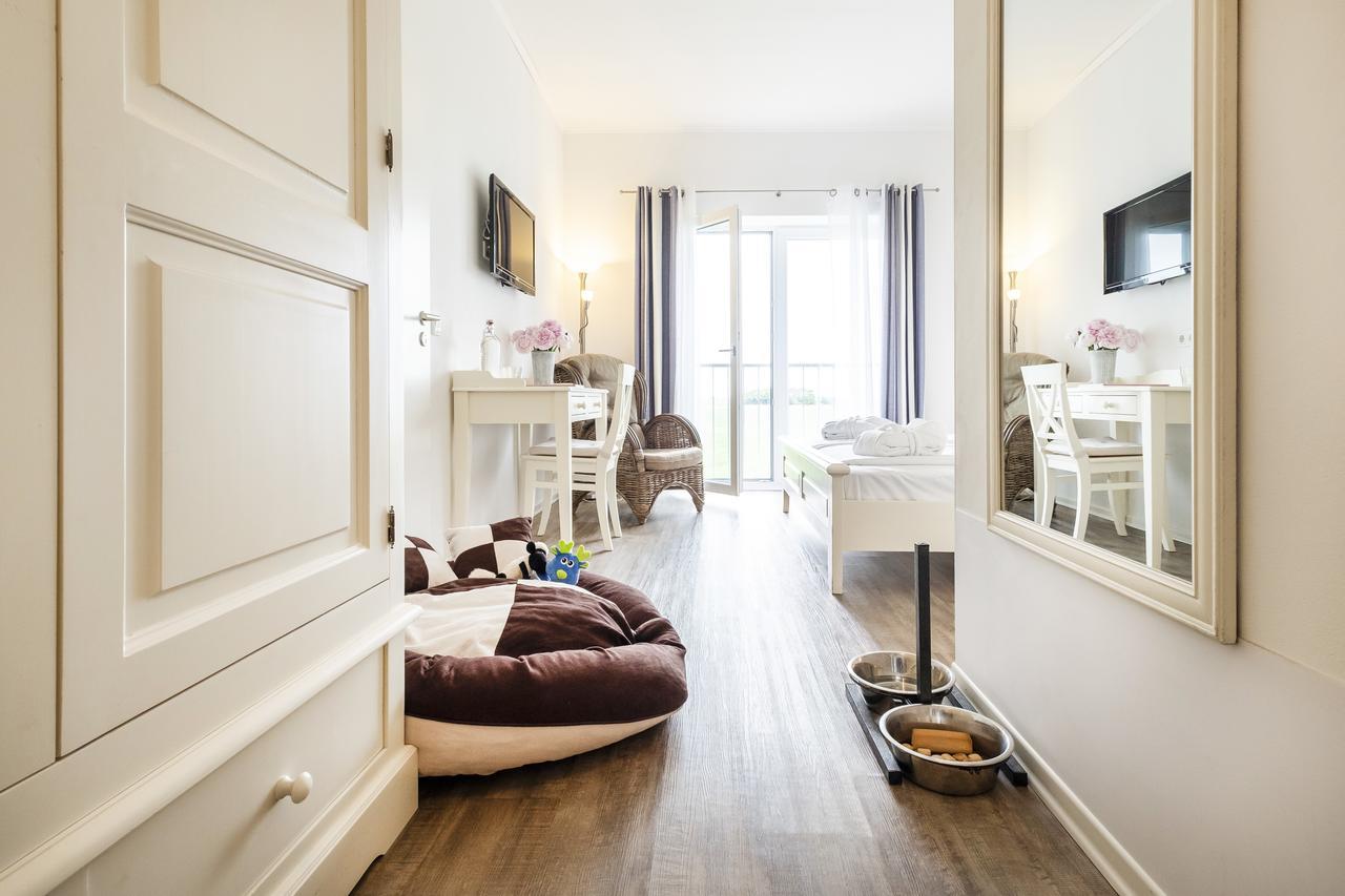 Hotel, Restaurant, Cafe Pharisaeerhof - Nordseeurlaub Mit Hund 노드스트랜드 외부 사진